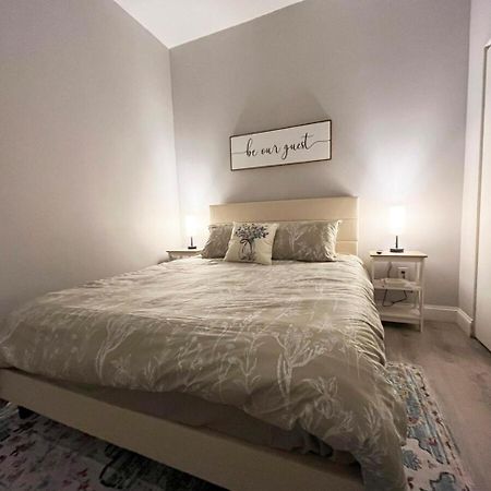 Local Modern Getaway - Ground Floor Apartment Cleveland Luaran gambar