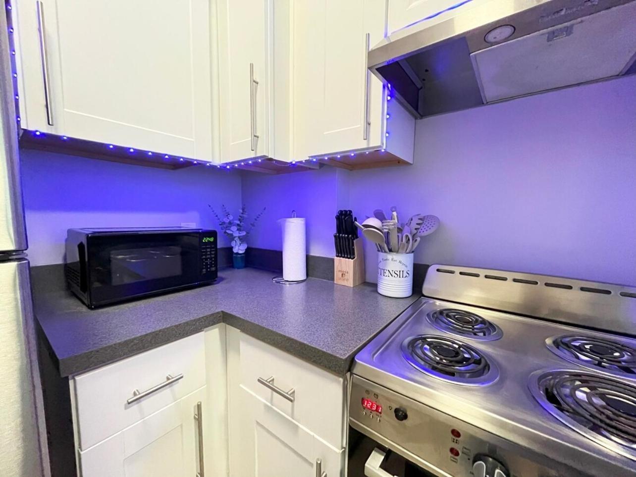 Local Modern Getaway - Ground Floor Apartment Cleveland Luaran gambar